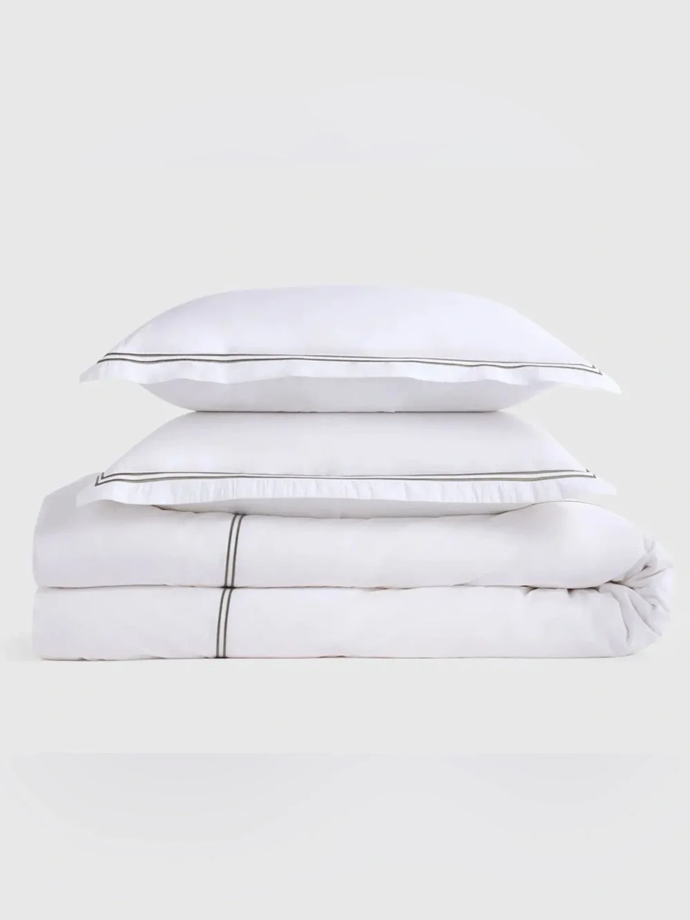 NWT Quince Organic Crisp Percale Duvet Cover Set, King/Cal (Dusty Olive/White)